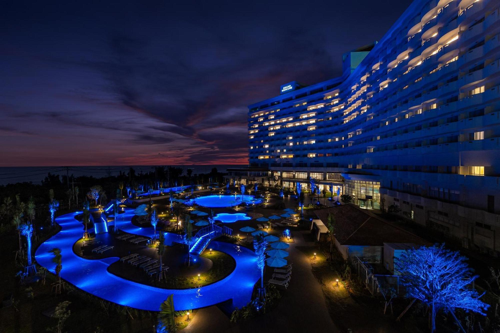 Grand Mercure Okinawa Cape Zanpa Resort Йомітан Екстер'єр фото
