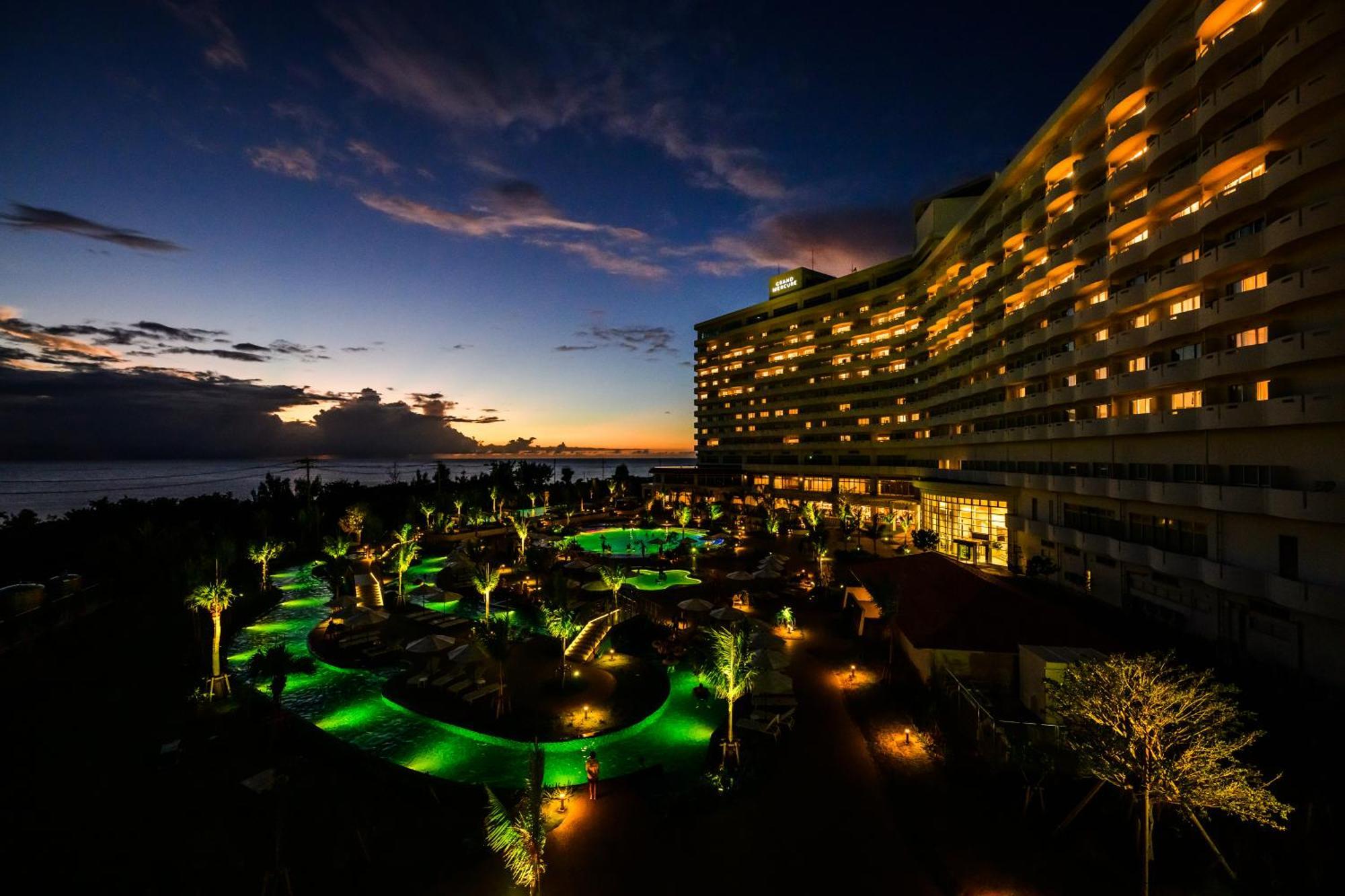 Grand Mercure Okinawa Cape Zanpa Resort Йомітан Екстер'єр фото